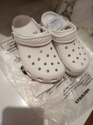 Zuecos Crocs blancos