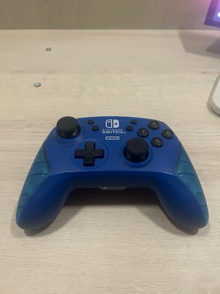 Nintendo Switch OLED + controller HORI + 2 Giochi