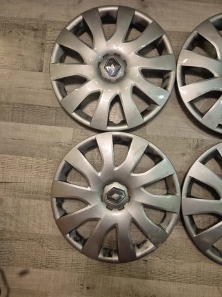 Tapacubos Renault Trafic 16 (4 unidades)