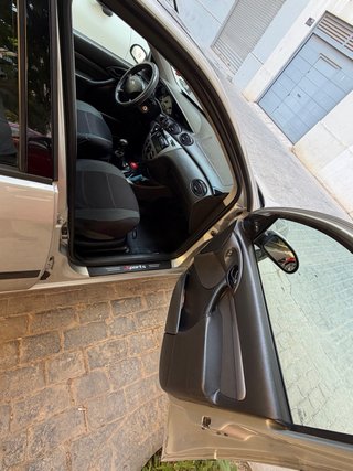 Ford Focus 2003