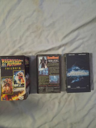 Películas VHS (Varios géneros)