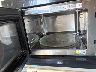 Microondas Cecotec Grandheat 2590  casi nuevo