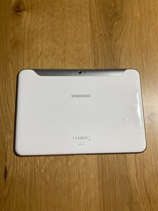 Tablet Samsung Negra y Plateada