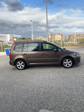 Volkswagen Touran 2012