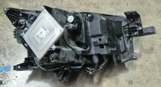 VENDO FARO IZQUIERDO MAZDA CX-30 2022