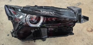 VENDO FAROS MAZDA CX-30 2022