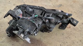VENDO FAROS MAZDA CX-30 2022