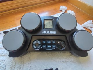 Alesis CompactKit 4 Batería Electrónica