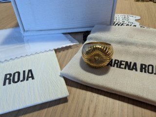 Anillo Arena Roja El Amante Dorado
