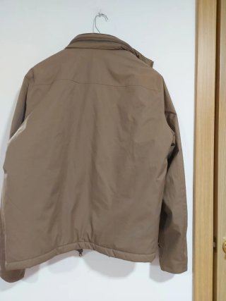 Chaqueta marrón hombre