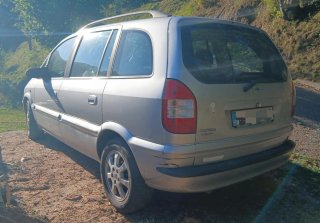 Opel Zafira 2004