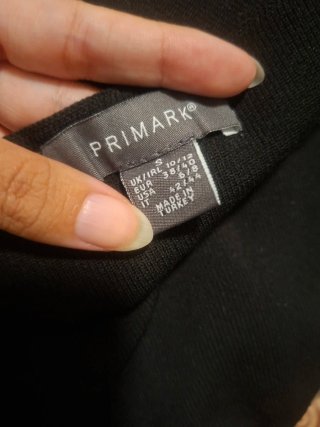 Top negro elástico Primark 38 M escote cuadrado