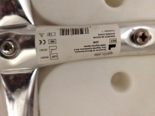 Banco de baño extensible plateado