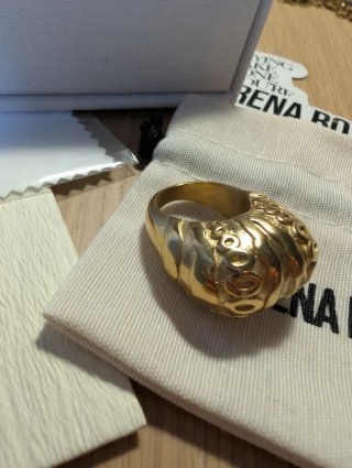 Anillo Arena Roja Kabibe Dorado