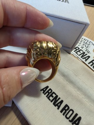Anillo Arena Roja Kabibe Dorado