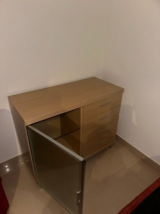 Mueble auxiliar de madera