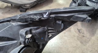 Faro Derecho Ford Transit 2022