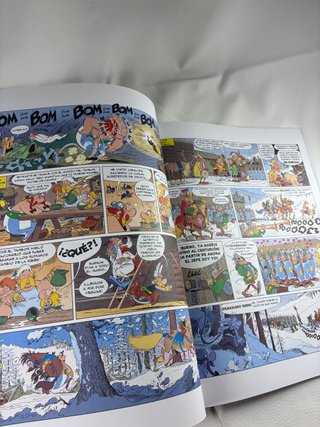 Asterix 39. Asterix tras las huellas del grifo