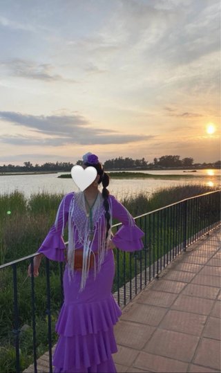 Traje de flamenca. Da desde una S hasta una L.
