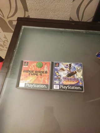 Giochi PS1 Ridge Racer Type 4 e Spyro