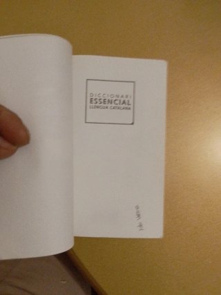 Diccionari essencial llengua catalana