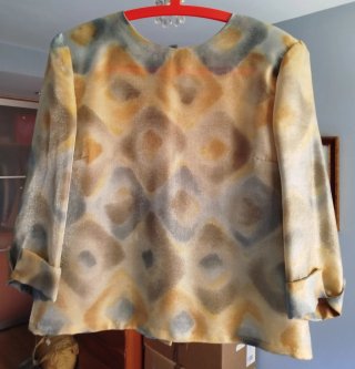 Blusa vintage acuarela verde y amarillo
