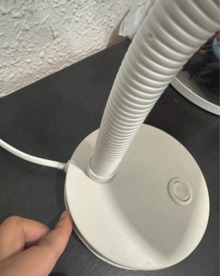 Lámpara de escritorio Ikea blanca