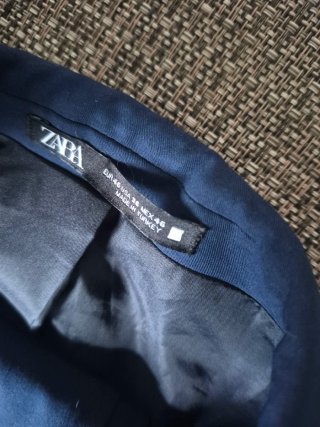 Traje Zara Azul Talla46 chaqueta talla 40 pantalón