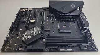 Placa Base ASUS ROG Strix B450-F Gaming AM4