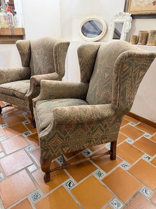Pareja Sillones Orejeros Vintage Tela y Madera