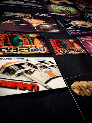 Lote de 34 Flyers discoteca Cyberian