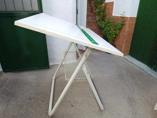 Mesa de Dibujo Técnico Ajustable