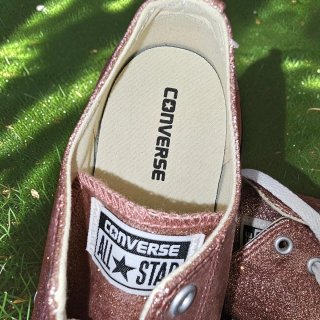 2 pares de Zapatillas Converse Doradas y rosas