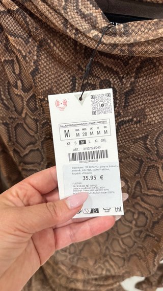 Vestido Zara estampado serpiente