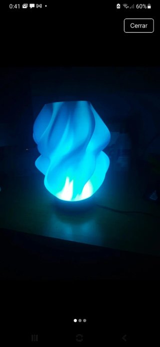 Lámpara de mesa azul