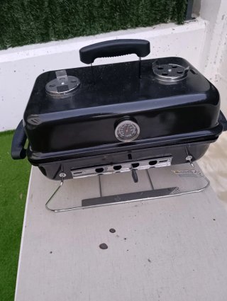 Barbacoa de carbón portátil