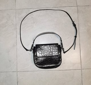 Bolso Zara efecto piel cocodrilo