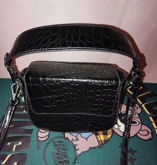 Bolso Zara efecto piel cocodrilo