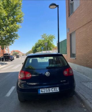 Volkswagen Golf 2004