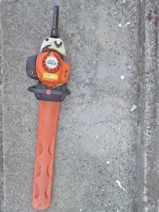 Cortasetos Stihl HS82T