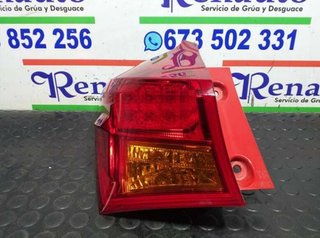 Piloto trasero izquierdo toyota auris (e18) 674331