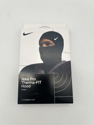 Nike Pro Therma-FIT Hood Negro