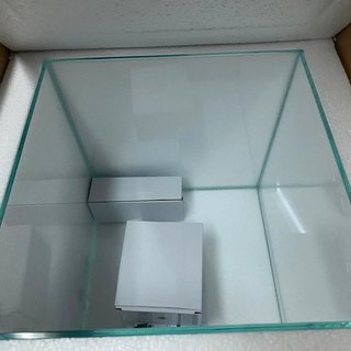 Acuario de cristal Óptico para Peces de 27 Litros
