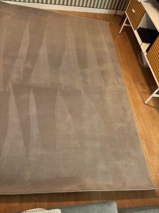 Alfombra gris de tela