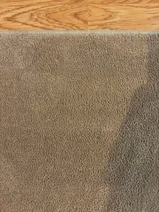 Alfombra gris de tela