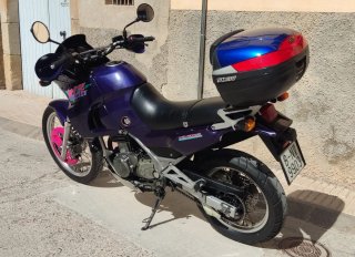 Kawasaki KLE 500cc 1992 vendo o cambio por furgo.