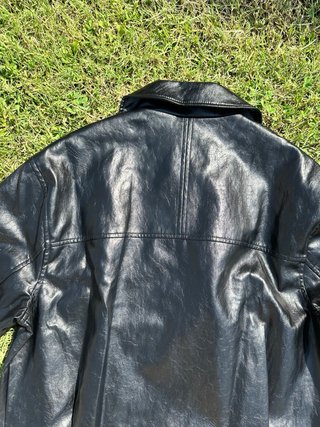 Chaqueta efecto piel Zara