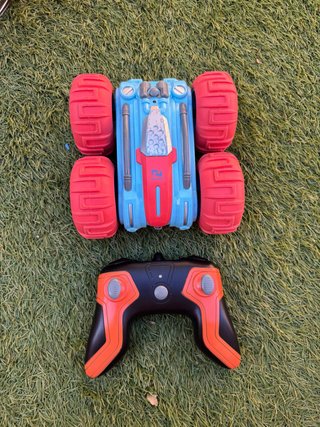 Coche Teledirigido Anfibio 4x4 Reversible
