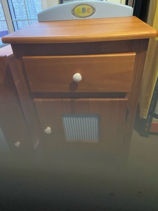 Mesita infantil de madera