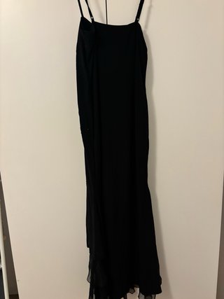Vestido largo negro con lentejuelas
